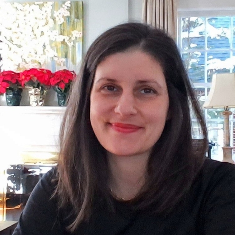 Meet your Posher, Laura